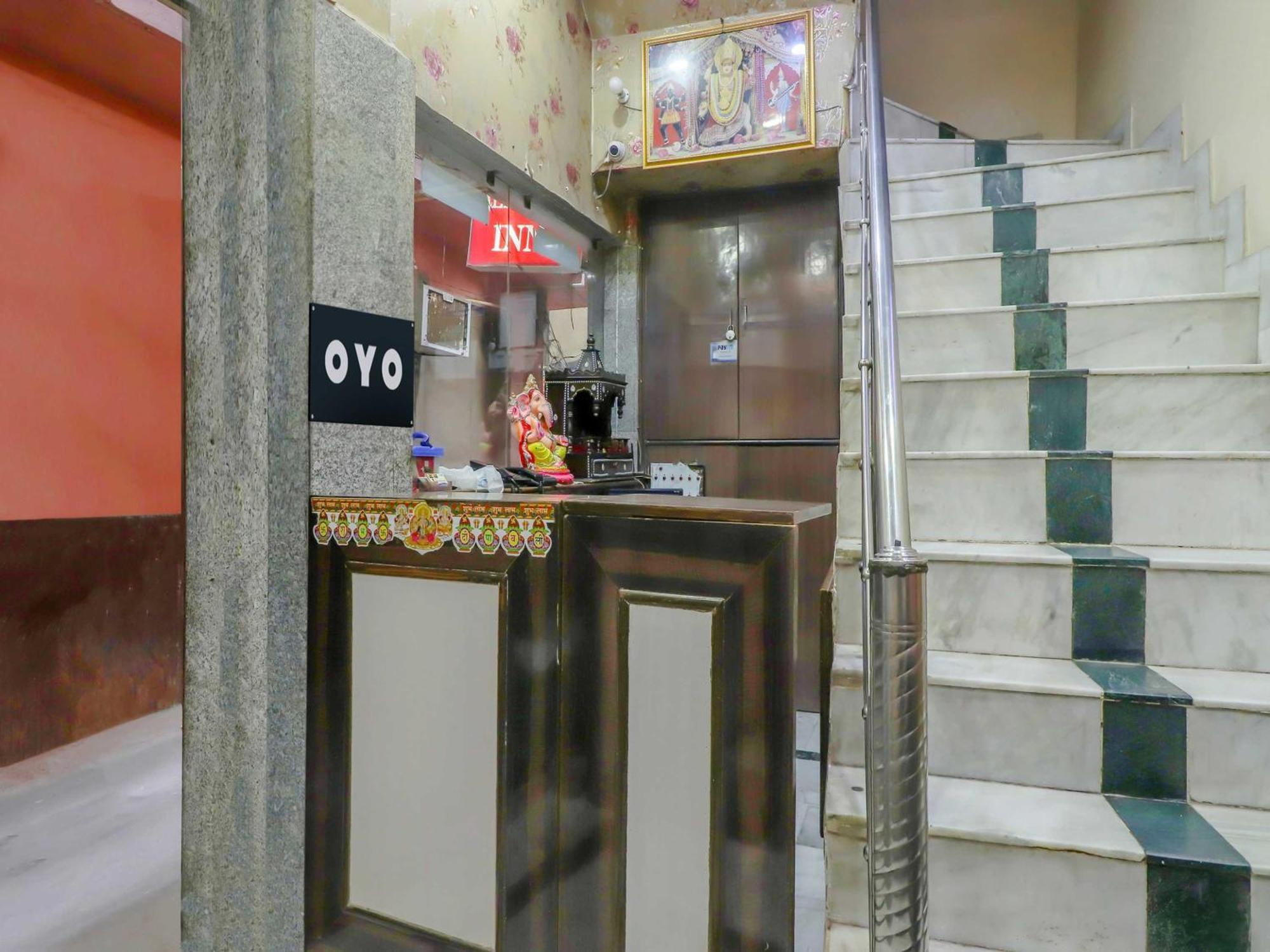 Oyo Flagship 81569 The Red Rose Inn 뉴델리 외부 사진